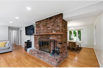 1204 Forest Court, Wyoming, OH 45215 - Photo 17