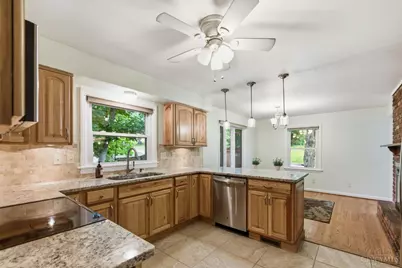 1204 Forest Court, Wyoming, OH 45215 - Photo 7