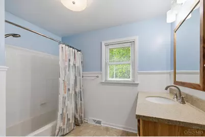 1204 Forest Court, Wyoming, OH 45215 - Photo 23