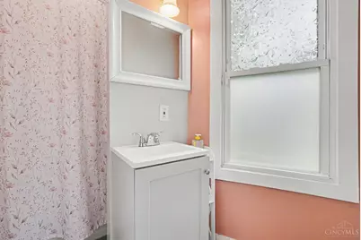 3556 Wisconsin Avenue, Cincinnati, OH 45204 - Photo 7