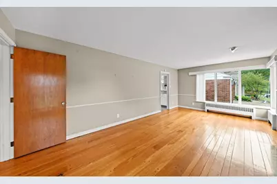 2100 Miles Road, Springfield Township, OH 45231 - Photo 13