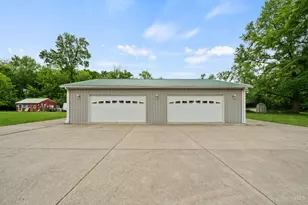 2100 Miles Rd, Springfield Township, OH 45231 - Photo 5