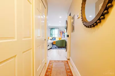 1110 Springfield Pike #15, Wyoming, OH 45215 - Photo 13