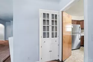 6262 Betts, Springfield Township, OH 45224 - Photo 5