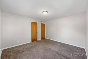 5427 Fox Rd, Cincinnati, OH 45239 - Photo 19