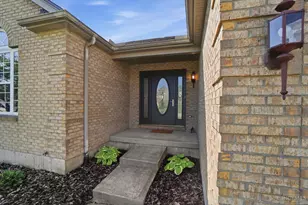 280 Timber Hill Dr, Hamilton, OH 45013 - Photo 3