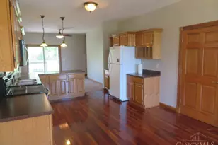 432 E Main St, Leesburg, OH 45135 - Photo 5
