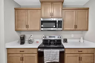 405 Bethpage Way, Turtle Creek Township, OH 45036 - Photo 21