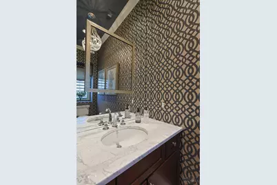 1130 Carney Street, Cincinnati, OH 45202 - Photo 25