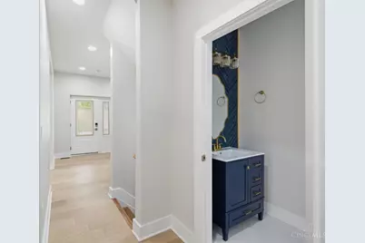 2548 Hackberry Street, Cincinnati, OH 45206 - Photo 19