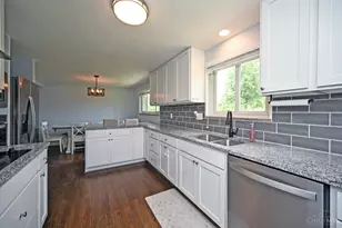 6988 Dimmick Rd, West Chester, OH 45069 - Photo 13