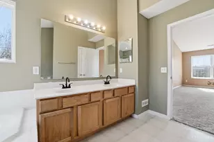 5795 Furlong Way, Liberty Township, OH 45011 - Photo 33