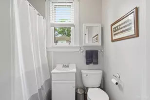 3647 Paxton Ave, Cincinnati, OH 45208 - Photo 9