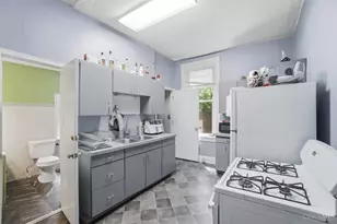 2238 Flora St, Cincinnati, OH 45219 - Photo 5