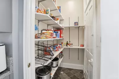 2238 Flora Street, Cincinnati, OH 45219 - Photo 9