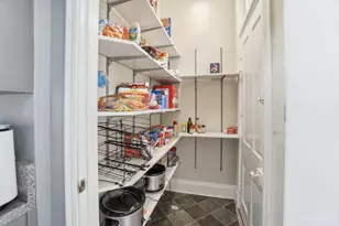 2238 Flora St, Cincinnati, OH 45219 - Photo 9