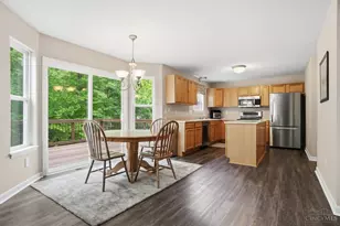 8777 Woolstone Ct, Hamilton Township, OH 45039 - Photo 11