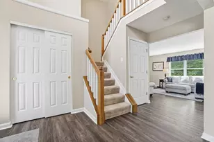 8777 Woolstone Ct, Hamilton Township, OH 45039 - Photo 7