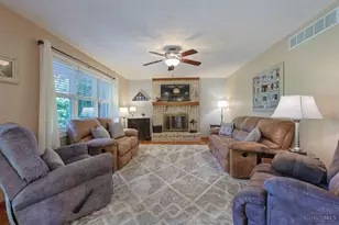 6337 Tay Berry Dr, Liberty Township, OH 45011 - Photo 9