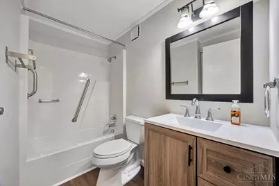 3132 Birchway Drive, Cincinnati, OH 45251 - Photo 15