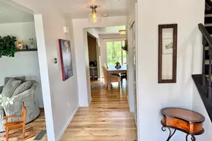 247 Heathrow Ct, Hamilton, OH 45013 - Photo 3
