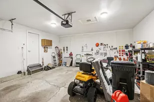 247 Heathrow Ct, Hamilton, OH 45013 - Photo 59