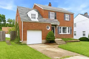 528 Sharon Ln, Hamilton, OH 45013 - Photo 3
