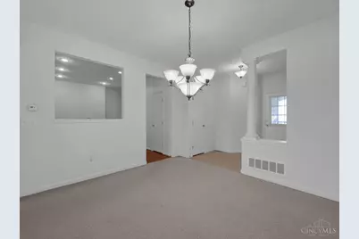 955 Crossing Pointe #8E, Cincinnati, OH 45231 - Photo 7