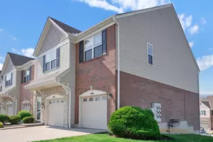 955 Crossing Pointe, Cincinnati, OH 45231 - Photo 3