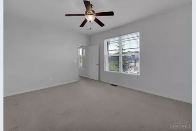 955 Crossing Pointe #8E, Cincinnati, OH 45231 - Photo 17
