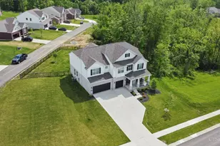 4929 Shadow Hawk Dr, Colerain Township, OH 45247 - Photo 3