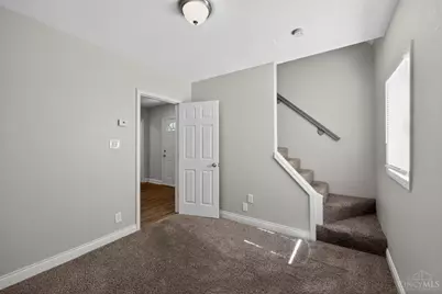 3718 Standish Avenue, Cincinnati, OH 45213 - Photo 7