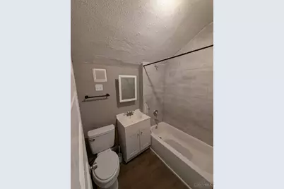 2404 Highland Avenue, Cincinnati, OH 45219 - Photo 9