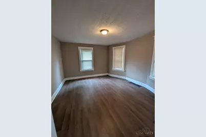 2404 Highland Avenue, Cincinnati, OH 45219 - Photo 5