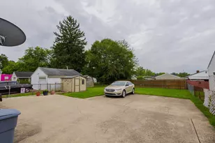8341 Pippin Rd, Colerain Township, OH 45239 - Photo 17