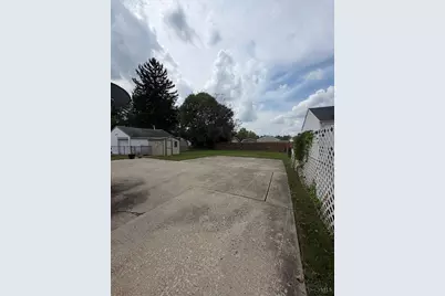 8341 Pippin Road, Colerain Township, OH 45239 - Photo 21