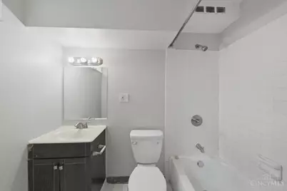 1209 W Galbraith Road, Cincinnati, OH 45231 - Photo 7