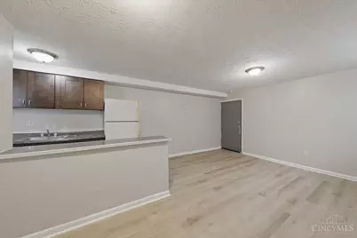 1209 W Galbraith Road, Cincinnati, OH 45231 - Photo 5