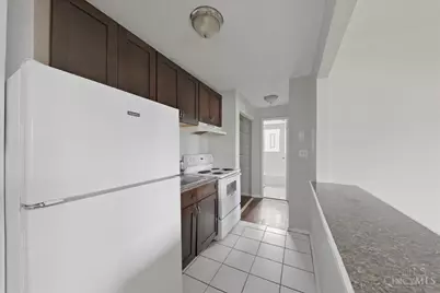1209 W Galbraith Road, Cincinnati, OH 45231 - Photo 11