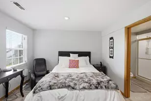 12150 Peak Dr, Cincinnati, OH 45246 - Photo 53