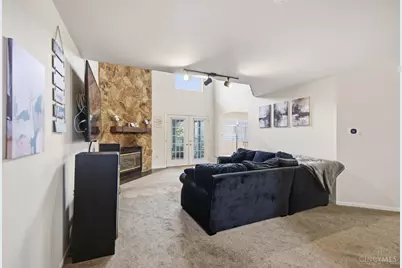 12150 Peak Drive, Cincinnati, OH 45246 - Photo 23