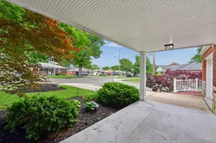 5692 Lauderdale Dr, Cincinnati, OH 45239 - Photo 5