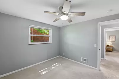 5692 Lauderdale Drive, Cincinnati, OH 45239 - Photo 25