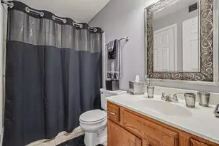 9805 Regatta Dr, Cincinnati, OH 45252 - Photo 13