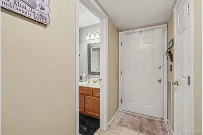 9805 Regatta Drive #301, Cincinnati, OH 45252 - Photo 11