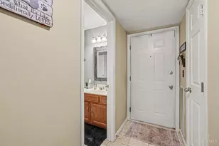 9805 Regatta Dr, Cincinnati, OH 45252 - Photo 11