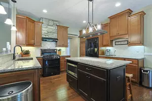 2058 Bridgewater Ln, Monroe, OH 45050 - Photo 13