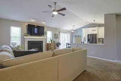 8040 South Port Drive, West Chester, OH 45069 - Photo 7