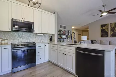 8040 South Port Drive, West Chester, OH 45069 - Photo 11