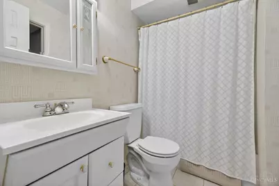 8105 Wycliffe Drive, Anderson Township, OH 45244 - Photo 59